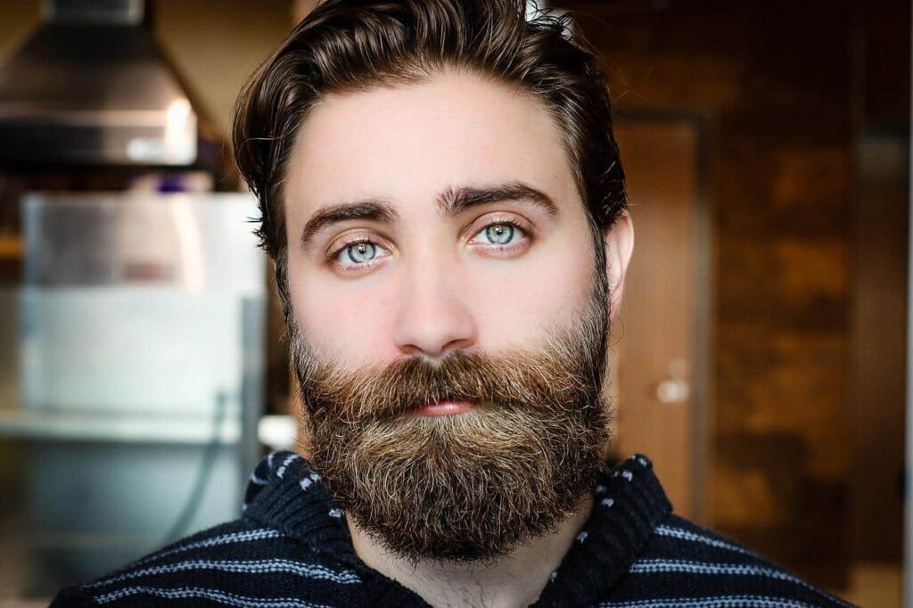 Comment utiliser l’huile de ricin pour entretenir sa barbe ?